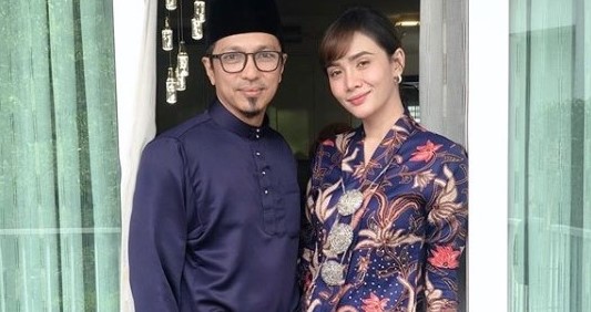 Berhenti Cucuk Muka Sebab Mahu Dapatkan Anak - Siti Elizad Berhenti Cucuk Muka Sebab Mahu Dapatkan Anak - Siti Elizad